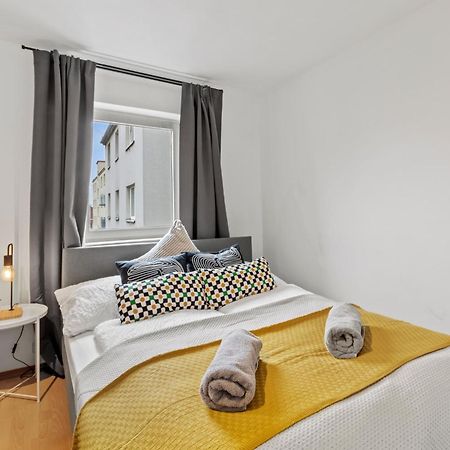 Апартаменти Perfect Location, 2 Min To Main Station Відень Екстер'єр фото